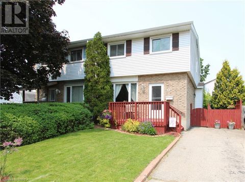 53 DEBBY Crescent Brantford ON N3R7A4