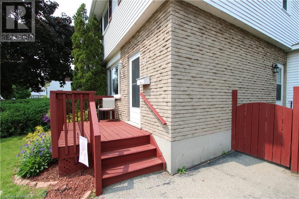 53 DEBBY Crescent