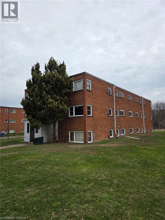 116 KING EDWARD Avenue Unit# 6