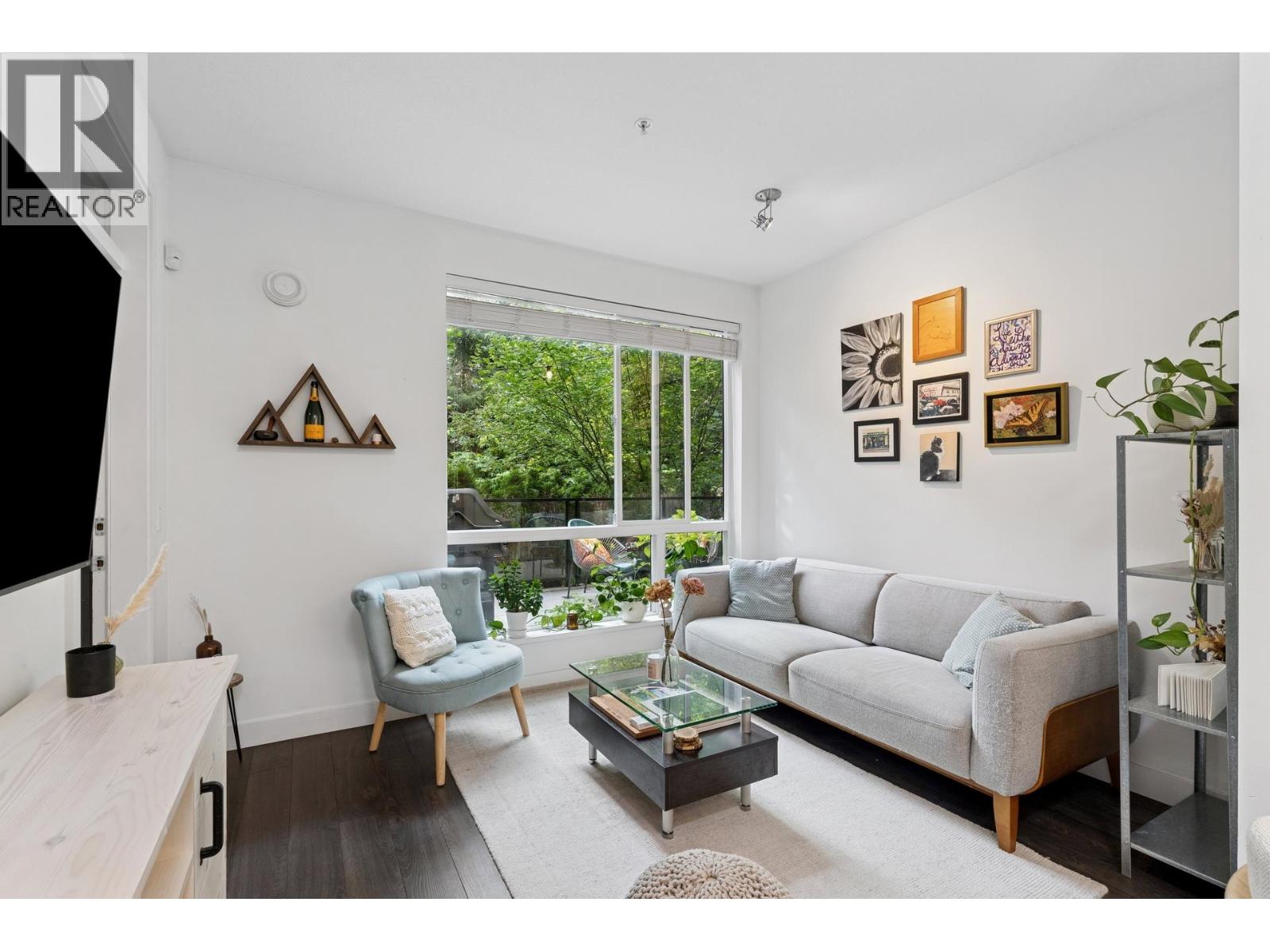 123 723 W 3RD STREET