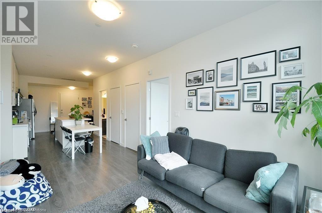 690 KING Street W Unit# 221