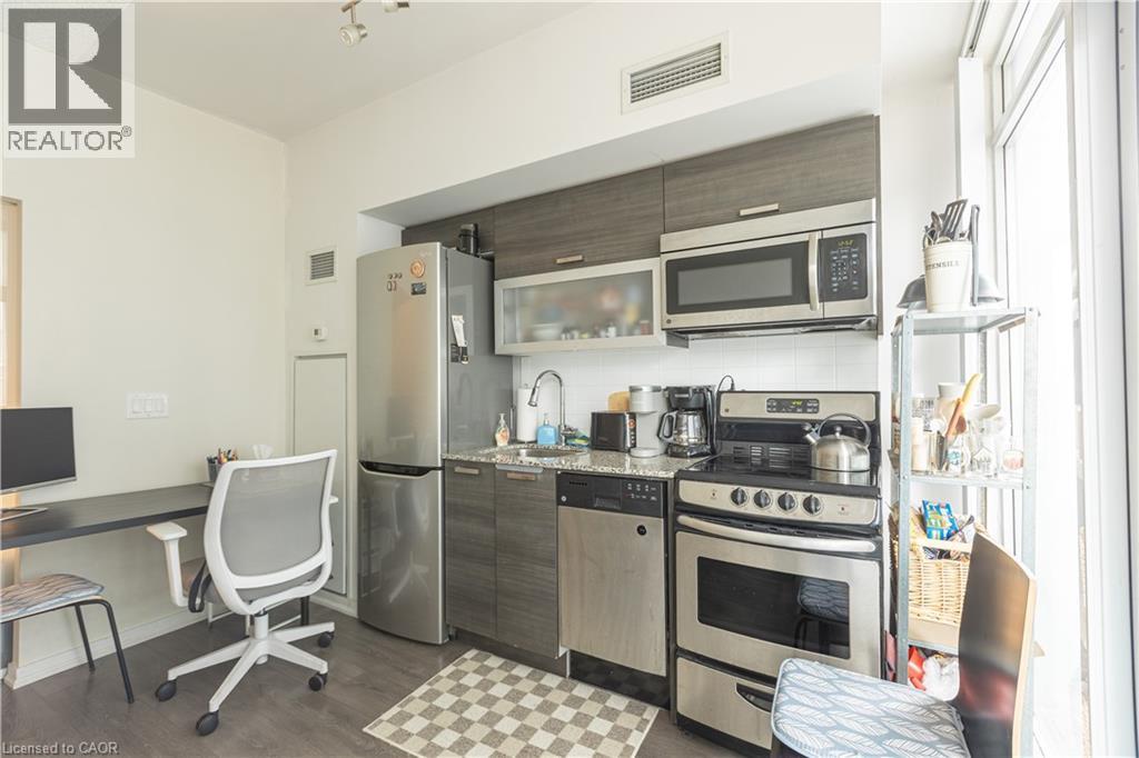 36 LISGAR Street Unit# 825