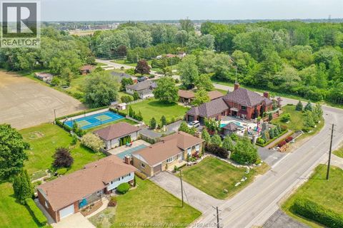 3050 BOUFFARD ROAD LaSalle ON N9H1W5