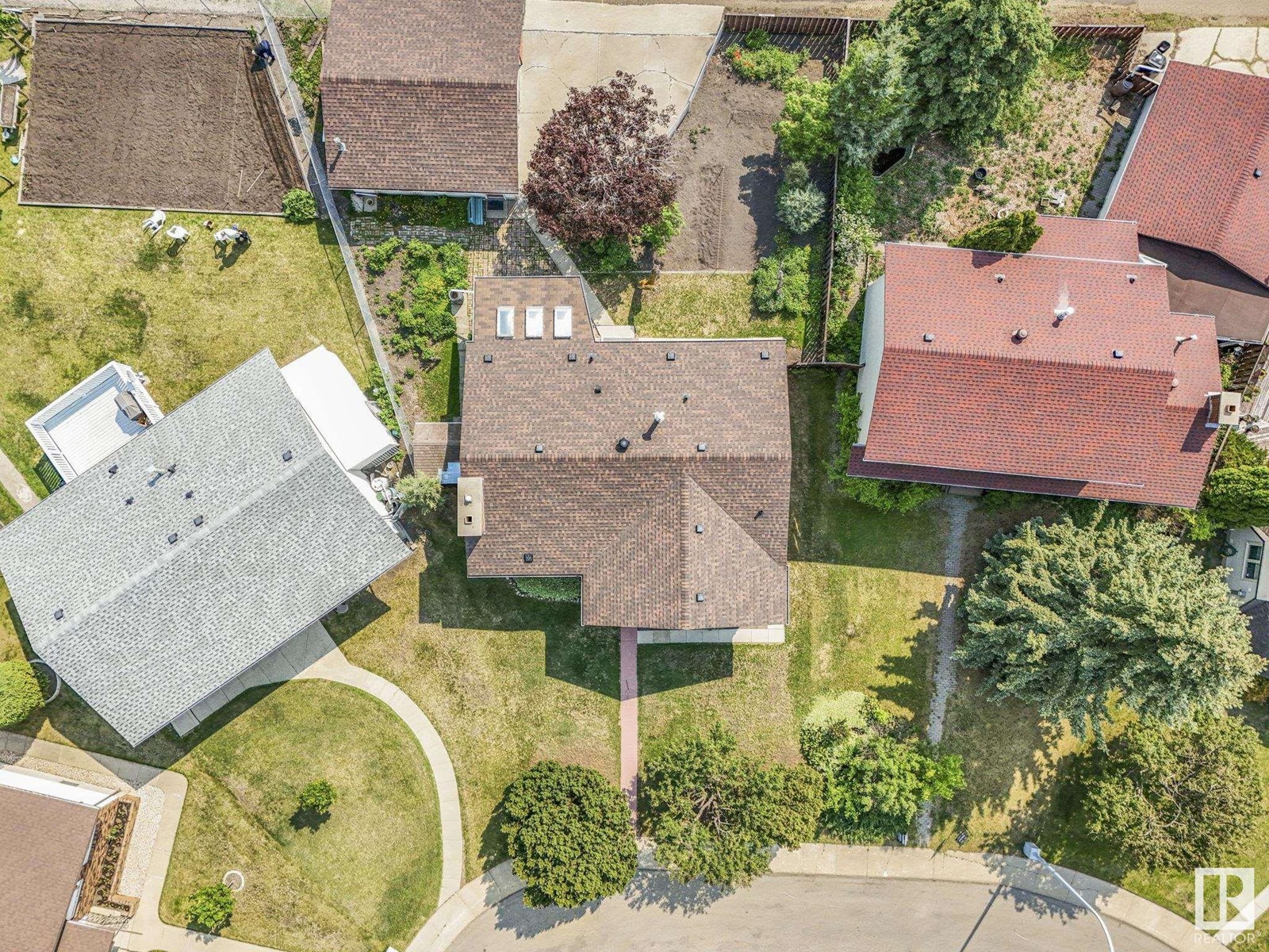 15123 86 ST NW