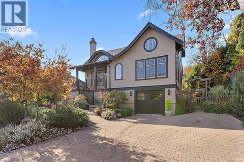 614 Monterey Ave Oak Bay BC V8S4T9