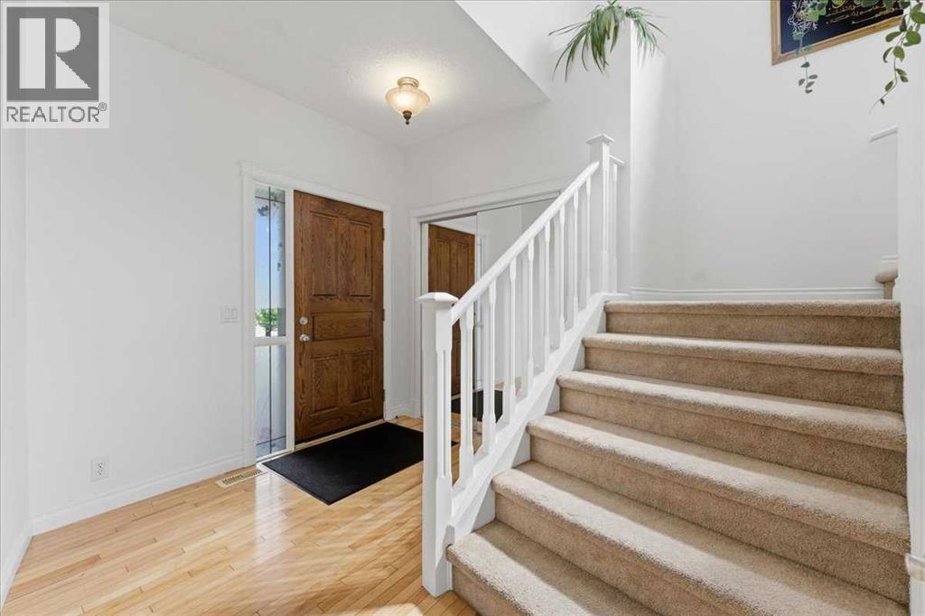 305 Evanston View NW