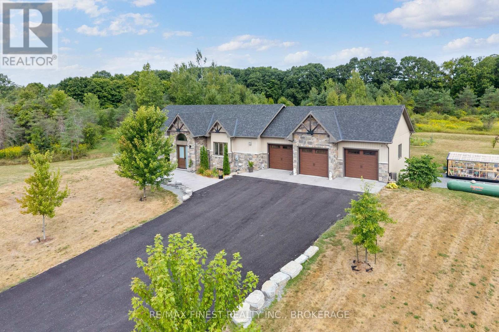 3266 HARROWSMITH ROAD
