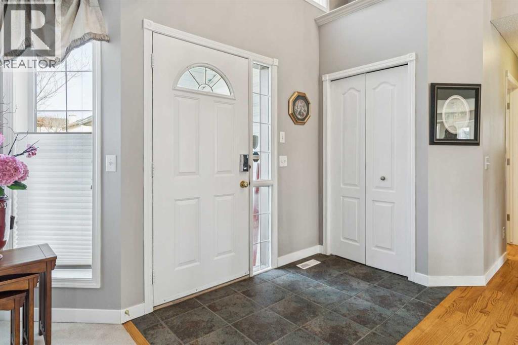 420 Rocky Ridge Bay NW