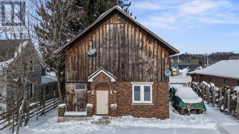 4 CAYLEY STREET Brockton ON N0G2V0