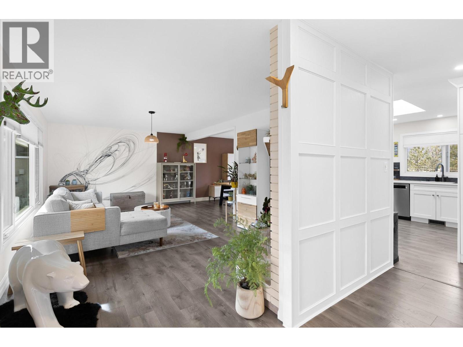 2426 Collingwood Road