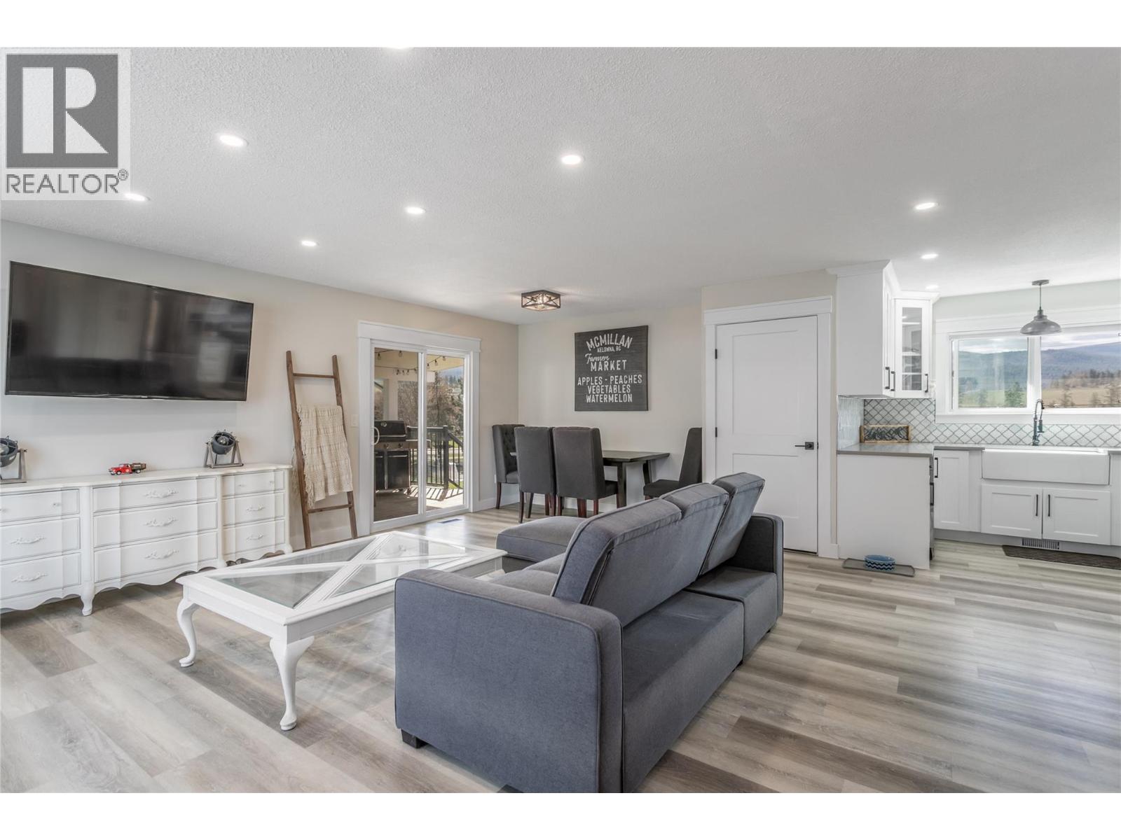 1559 Duncan Court