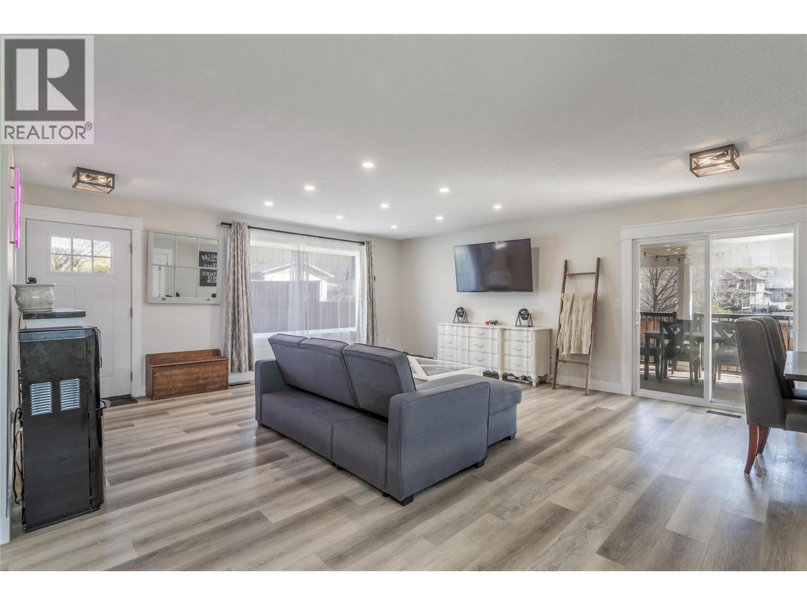 1559 Duncan Court