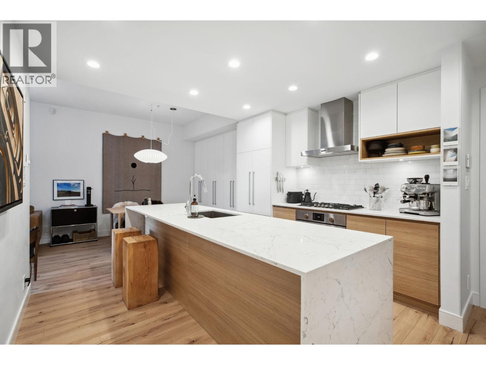 410 55 KLAHANIE DRIVE