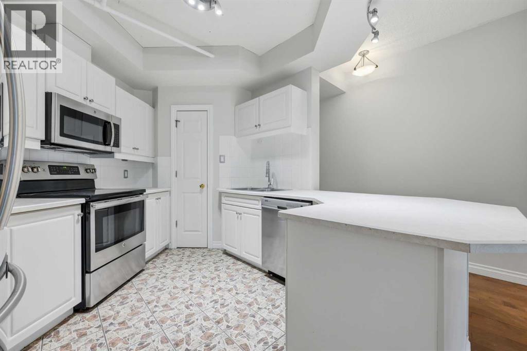 402, 820 15 Avenue SW