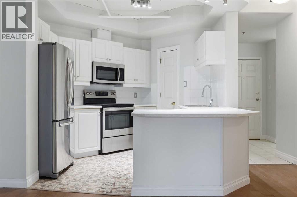 402, 820 15 Avenue SW