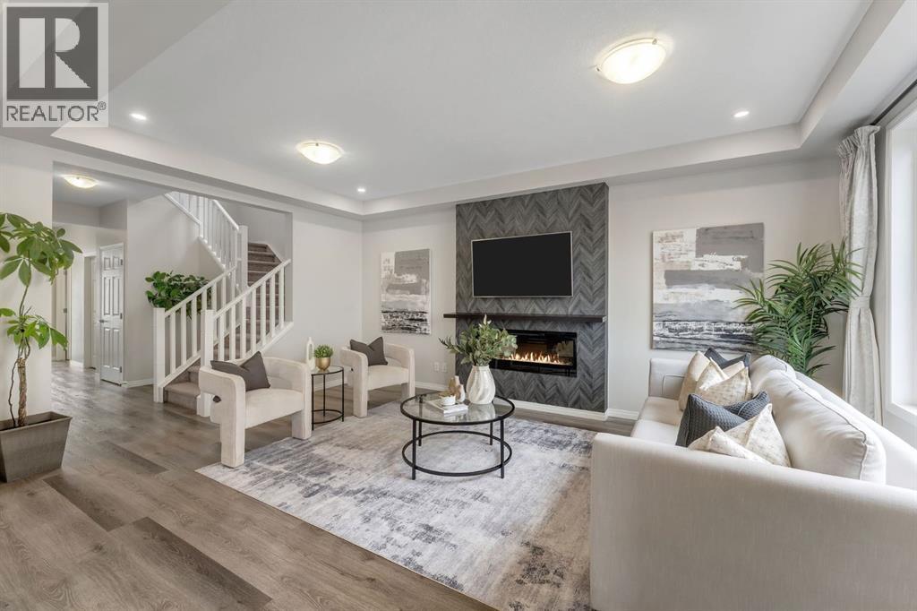 121 Osborne Common SW