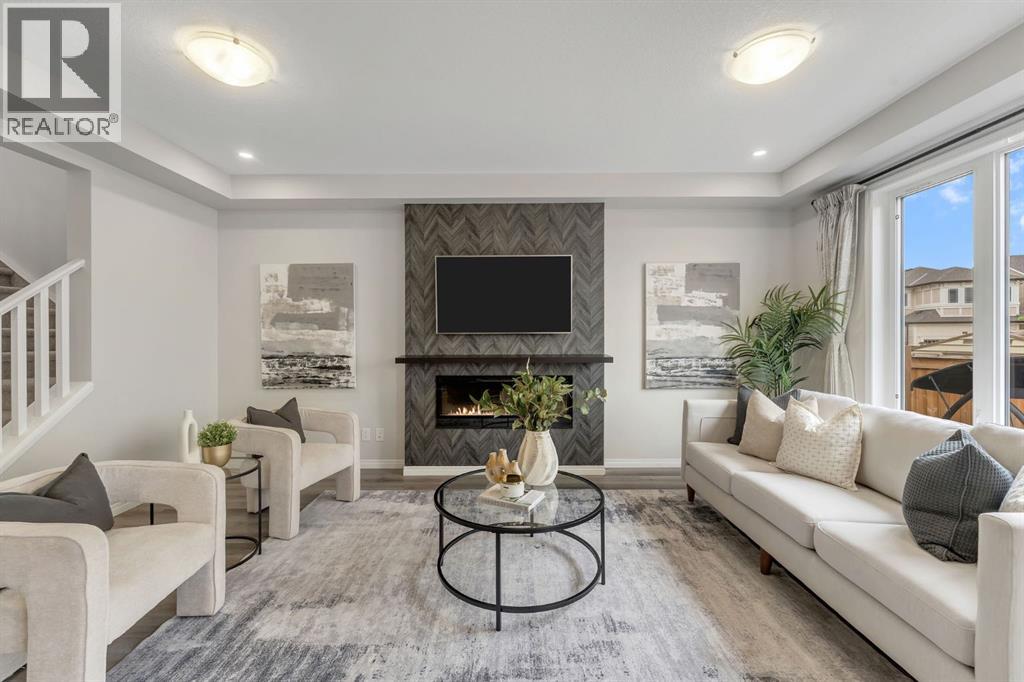 121 Osborne Common SW