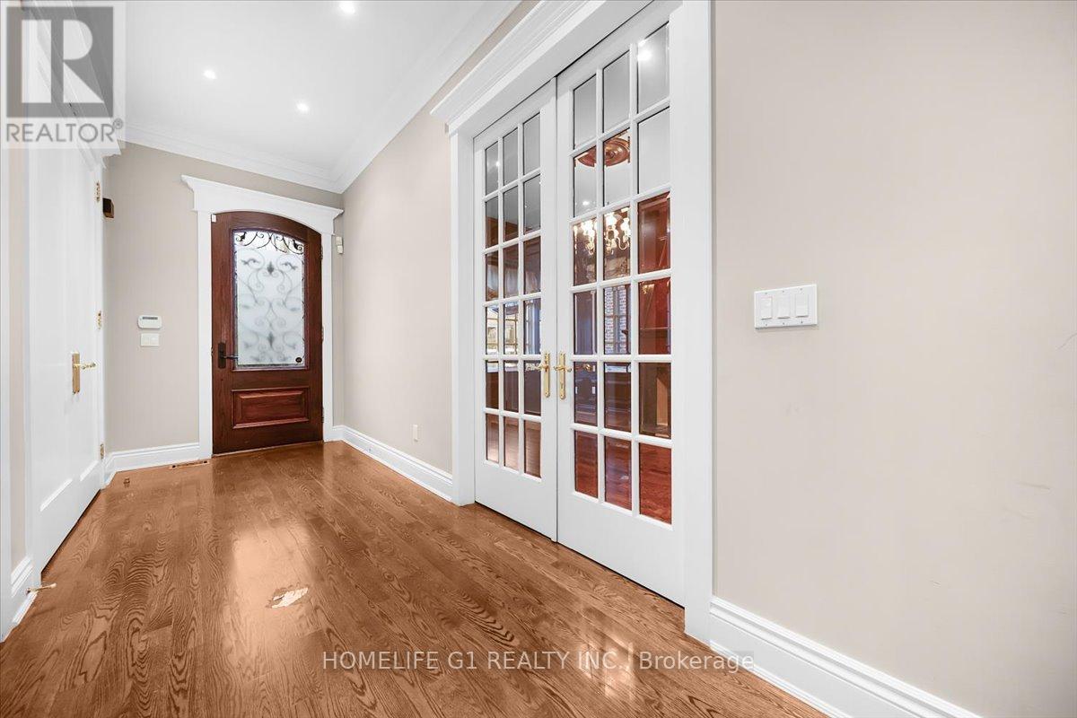 210 ST LEONARDS AVENUE