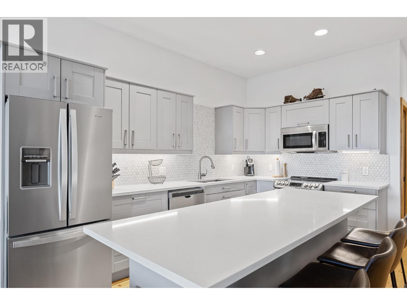 5934 Snow Pines Crescent Unit# B Lot# 89