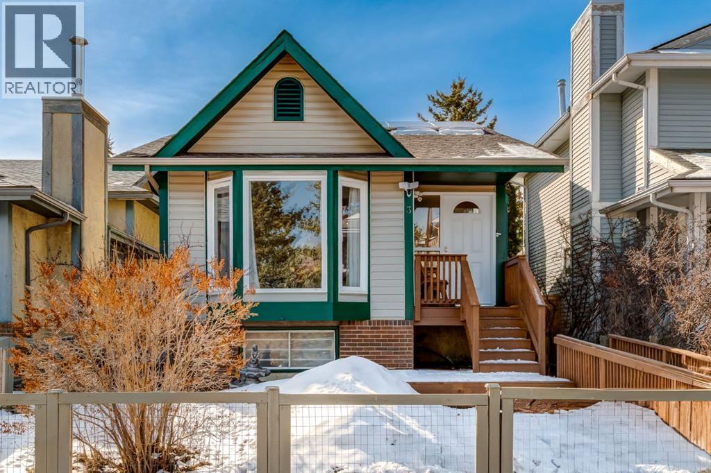 3 Woodglen Crescent SW