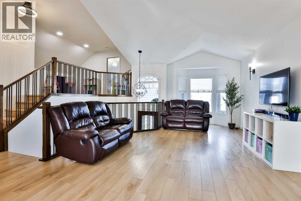 477 Edinburgh Road W