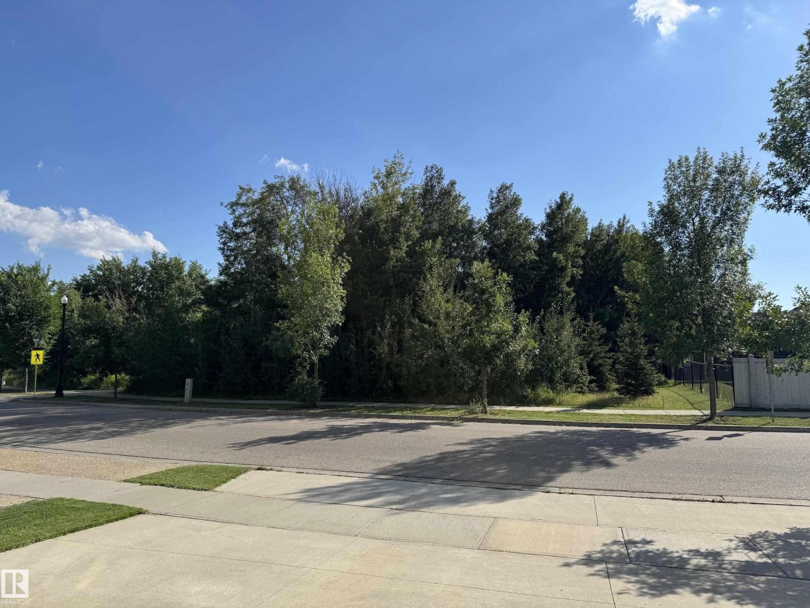 6 LACHANCE DR