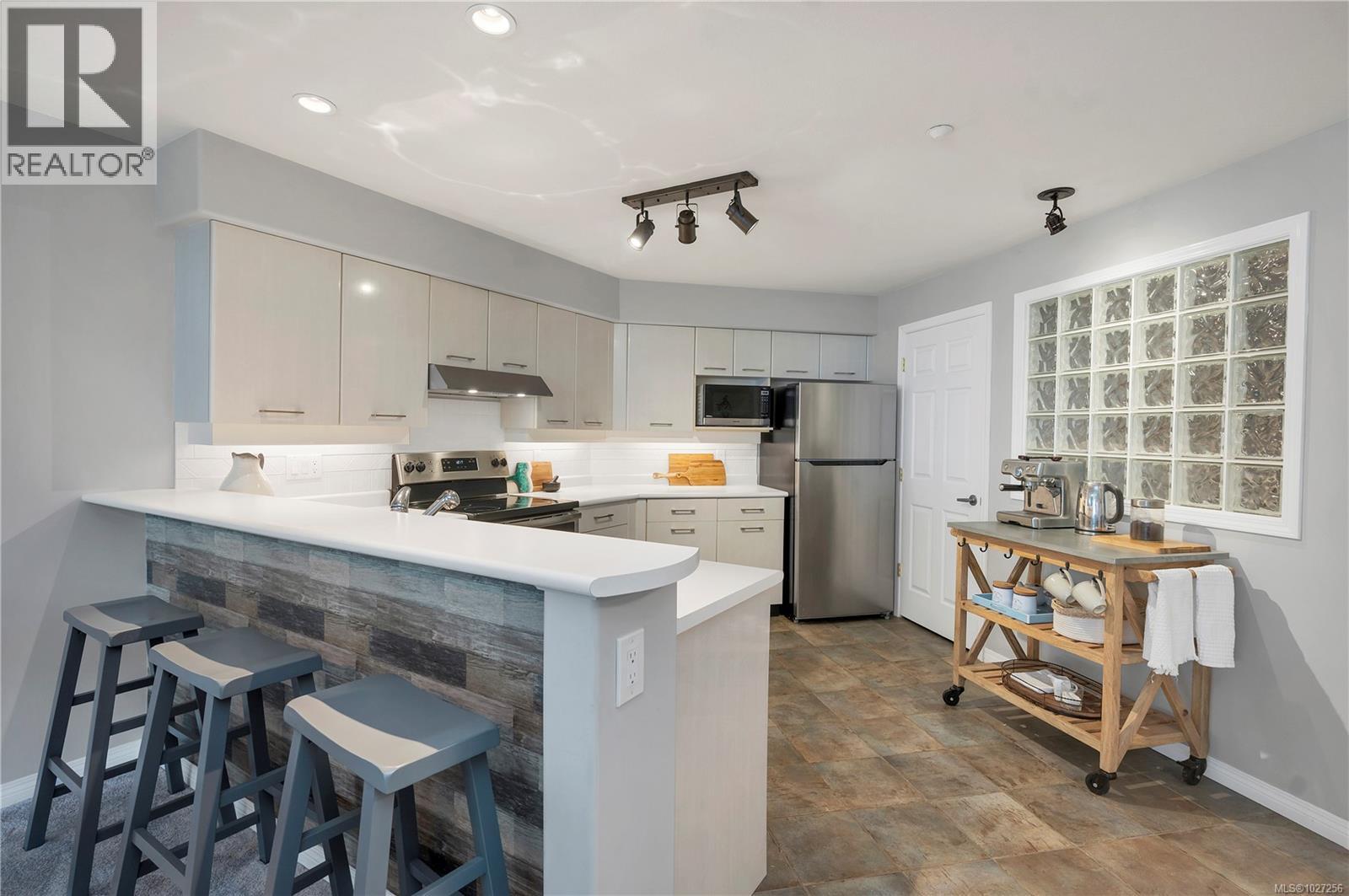 107 350 Island Hwy S