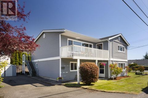 2254 Amelia Ave Sidney BC V8L2H7