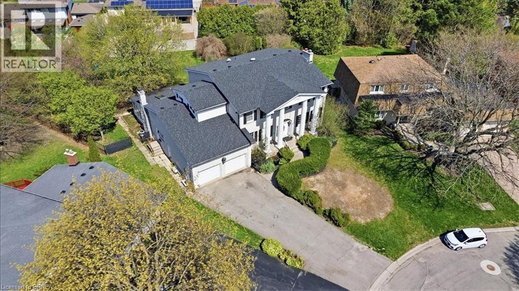 10 FIELDSTONE Circle