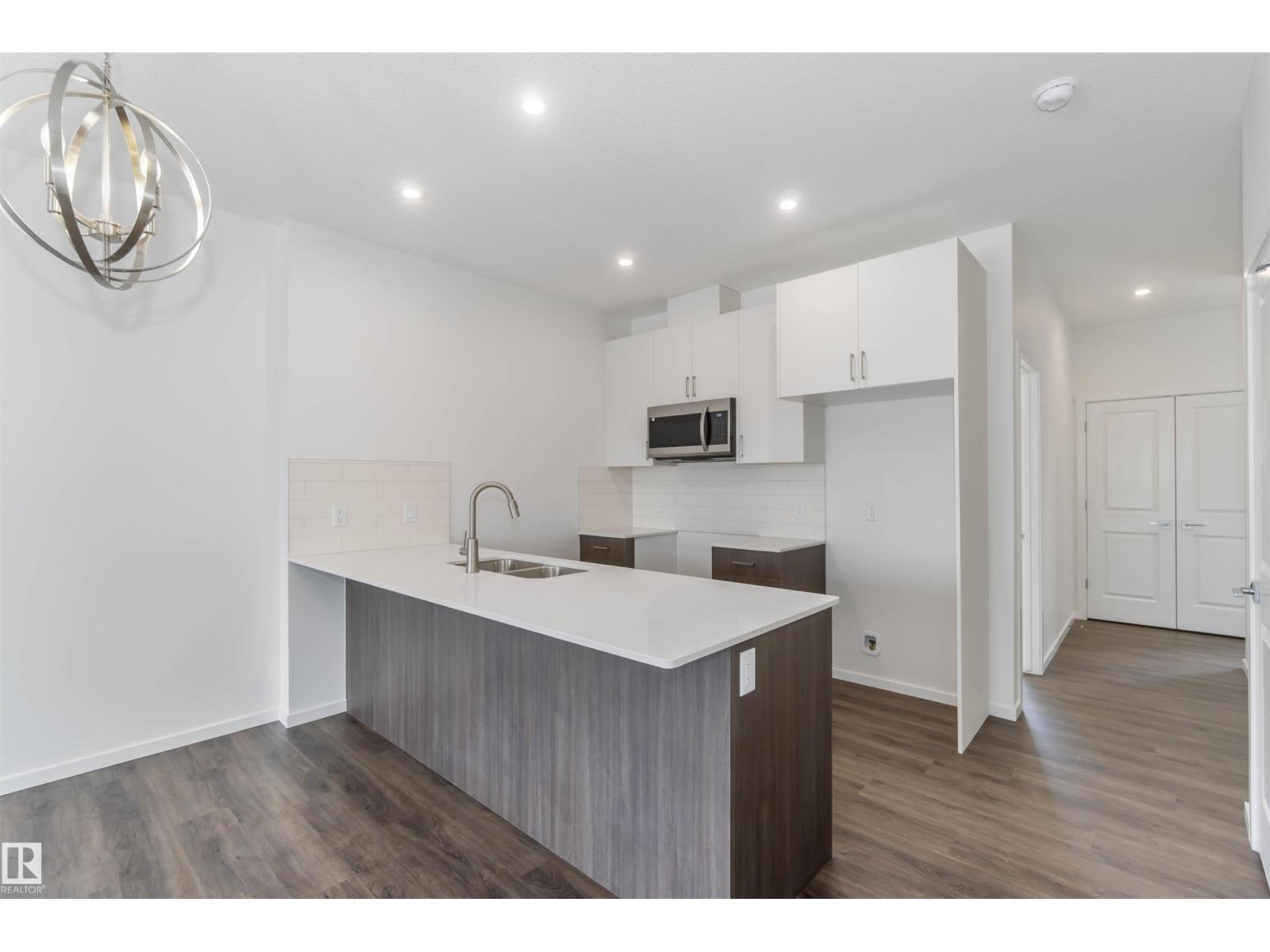 2467 ALCES LINK LI NW