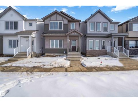 2467 ALCES LINK LI NW Edmonton AB T6M3B1