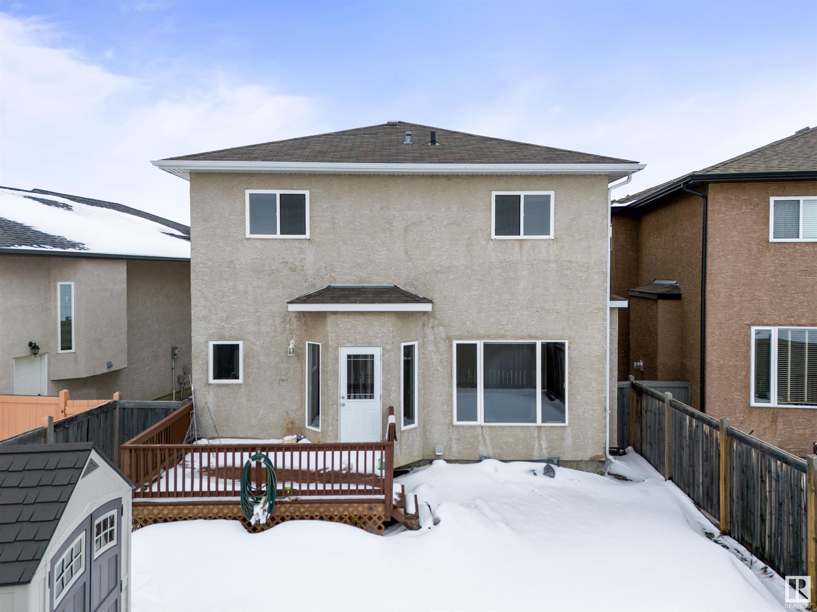 3108 27 AV NW