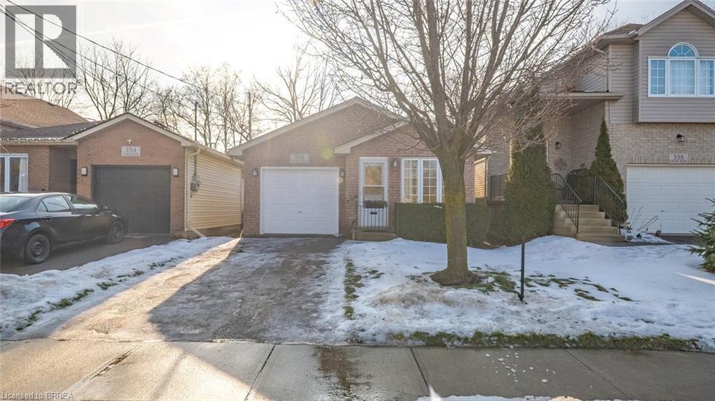 356 GRAND RIVER Avenue