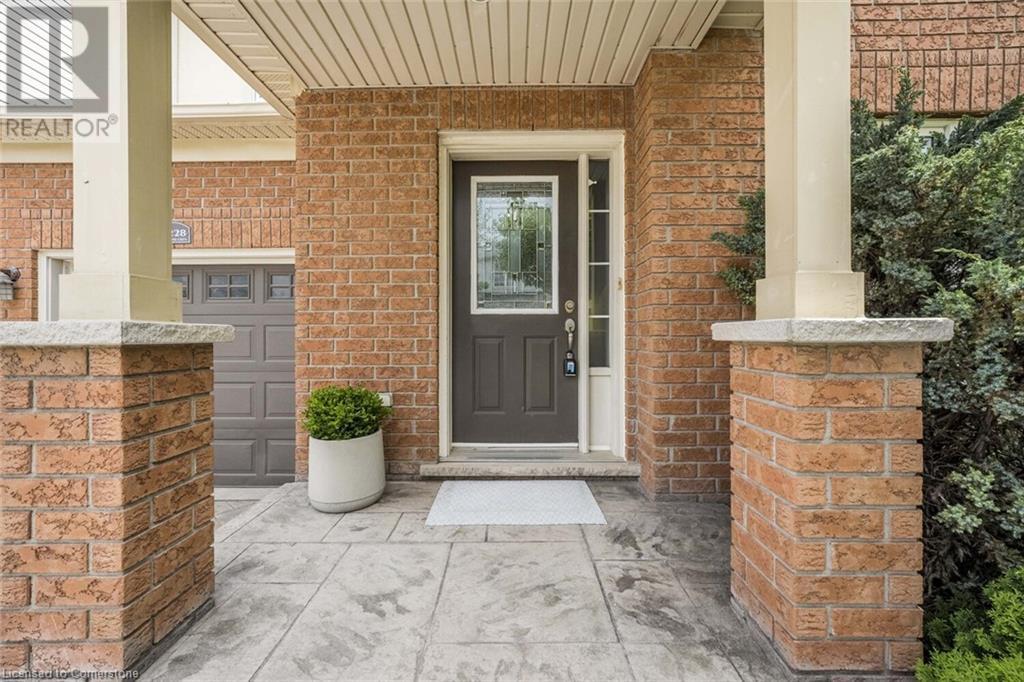 5228 GARLAND Crescent