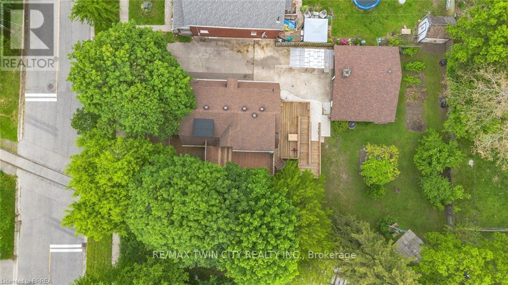 109 SHERIDAN STREET
