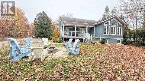 37 SILVER LAKE CRESCENT South Bruce Peninsula ON N0H2G0