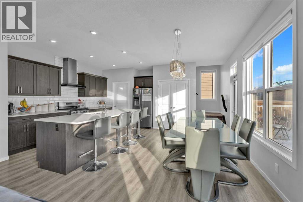 130 Red Sky Crescent NE