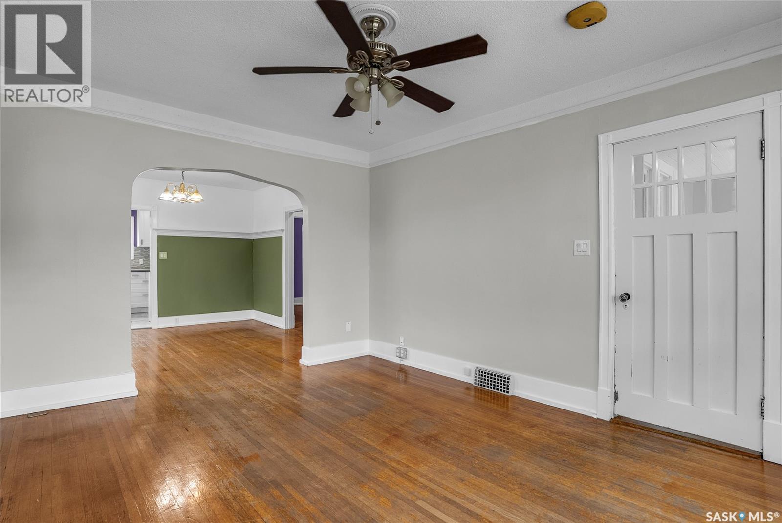 107 28th STREET W