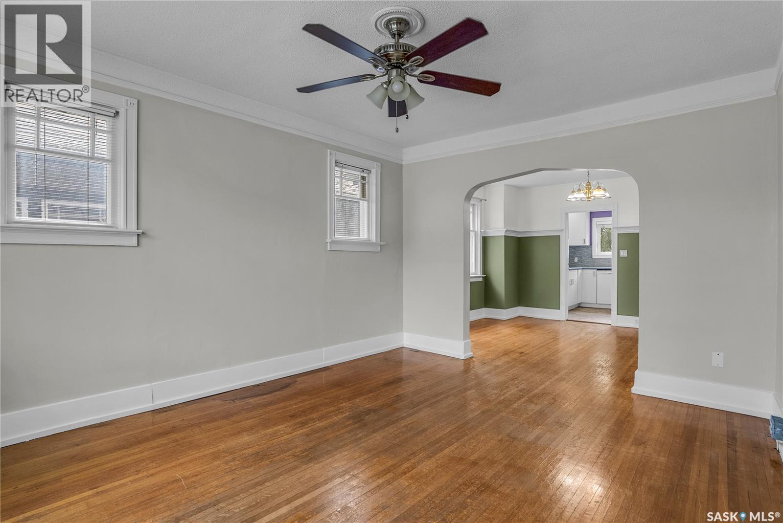 107 28th STREET W