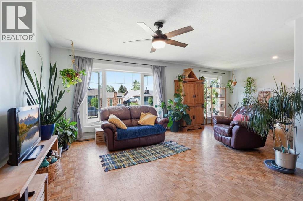 420 Summerwood Place SE