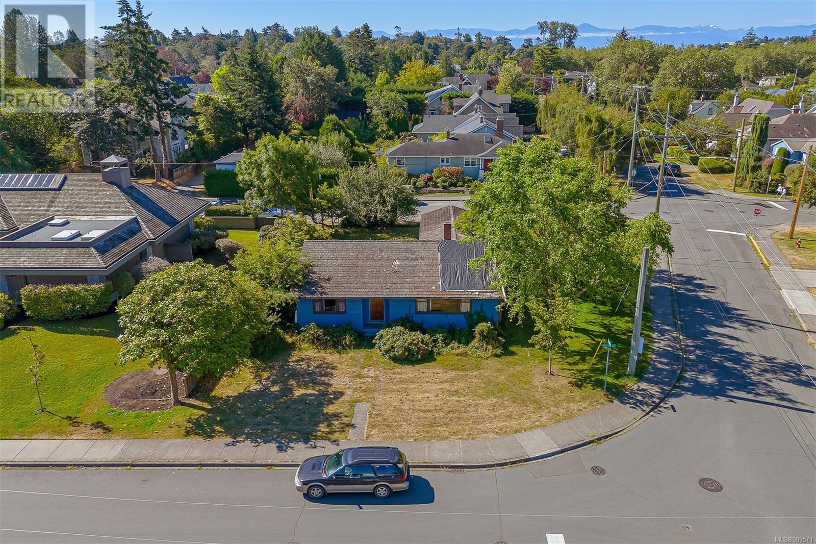 2409 Currie Rd