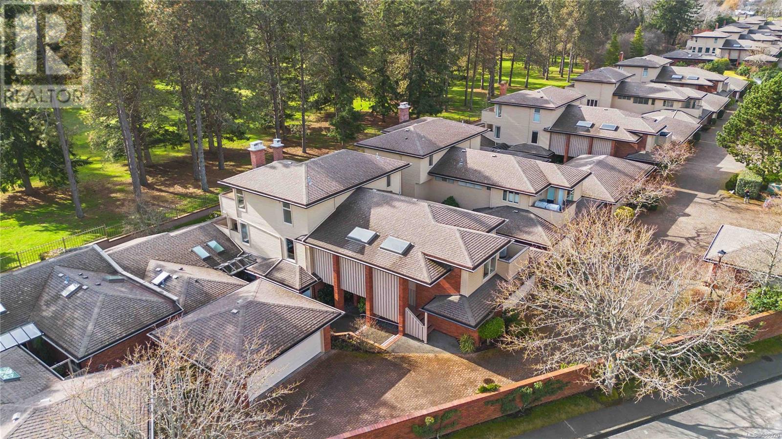 103 2345 Cedar Hill Cross Rd