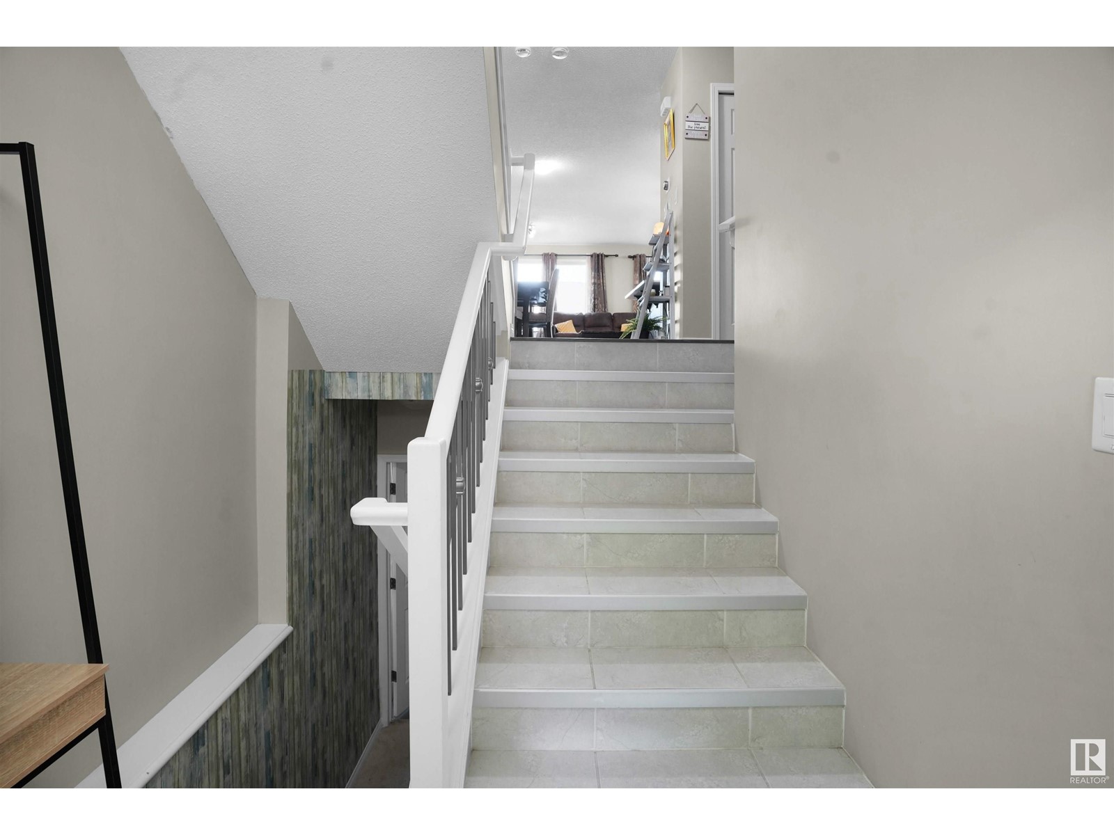 1673 CHAPMAN WY SW