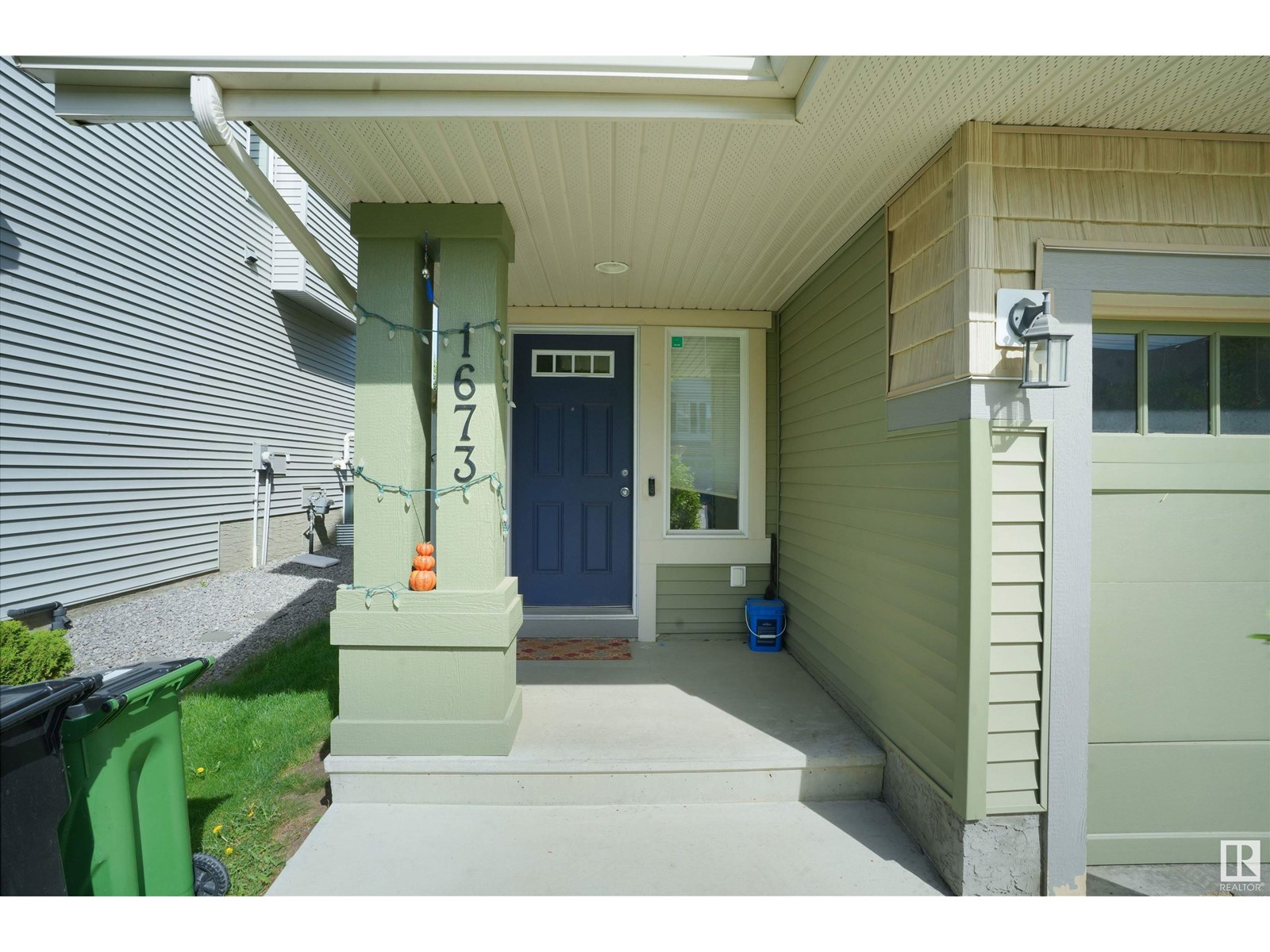 1673 CHAPMAN WY SW