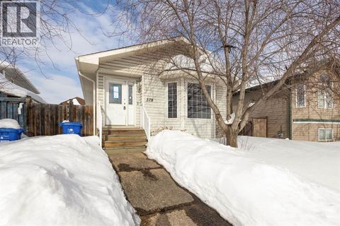 378 Plamondon Drive Fort McMurray AB T9K0A7