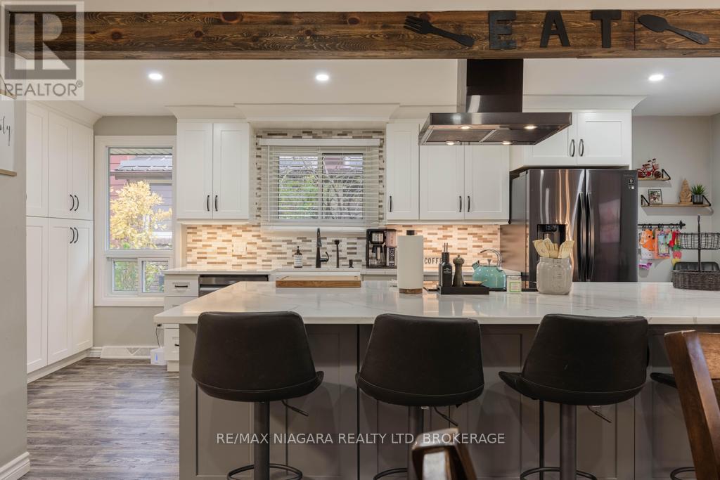 5674 HILLCREST CRESCENT