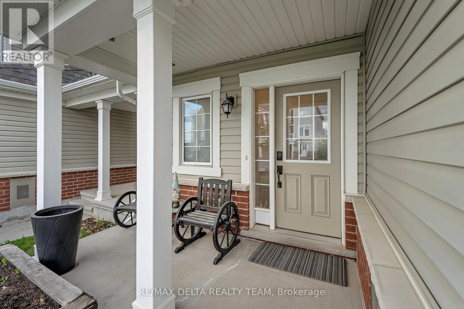 266 BRASSY MINNOW CRESCENT