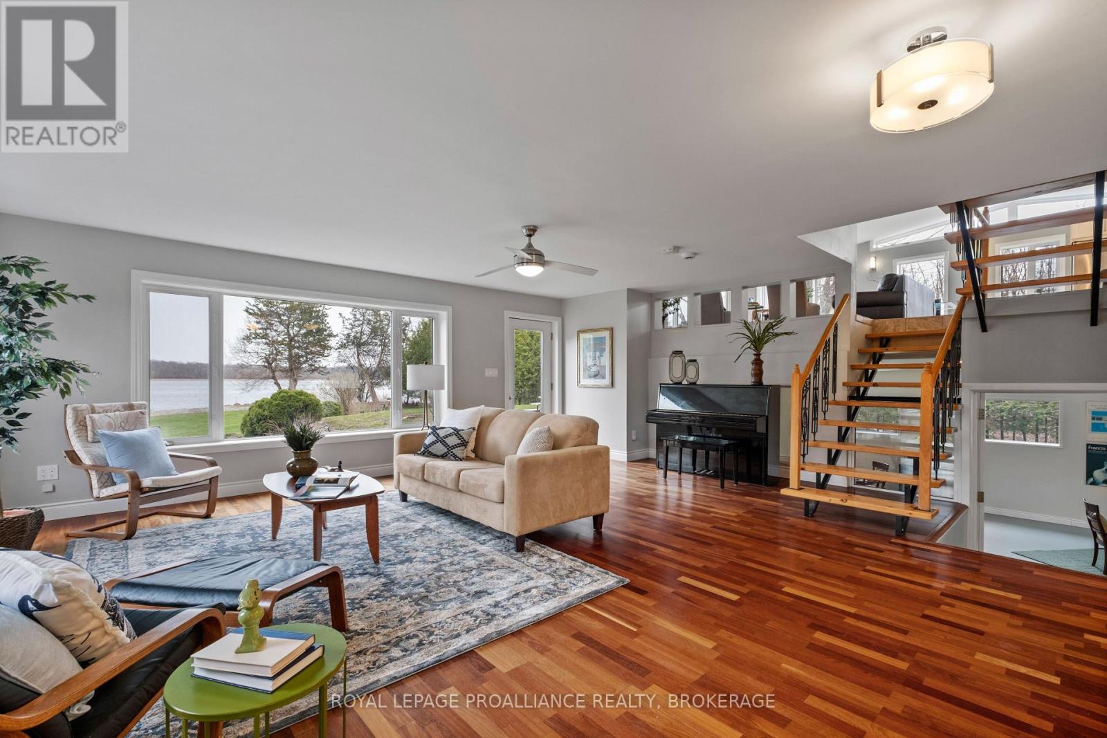 2749 LAKEFIELD DRIVE