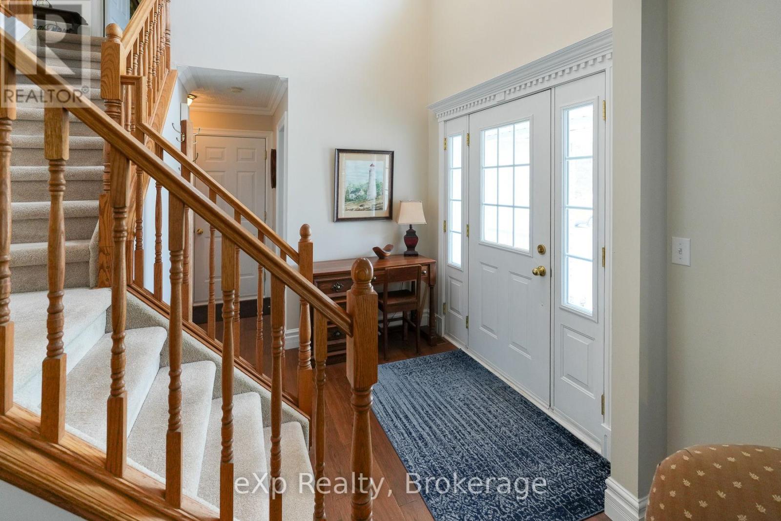 8 SANDPIPER COURT