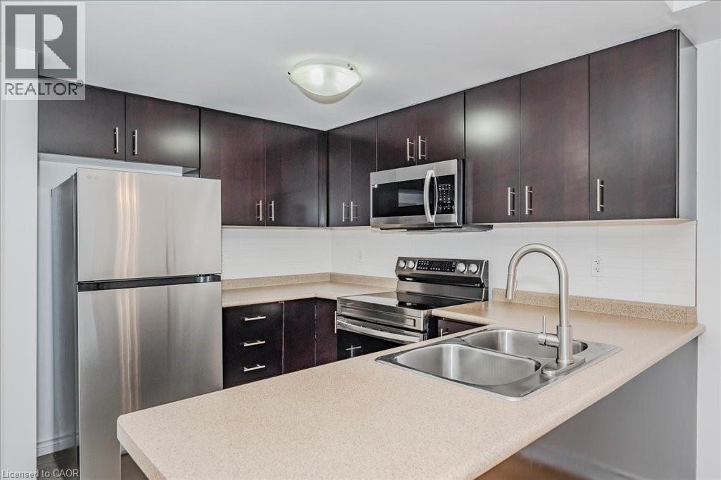 41 GOODWIN Drive Unit# 202